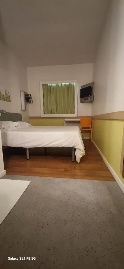 Ibis Budget Nao Me Toque Nao-Me-Toque Luaran gambar