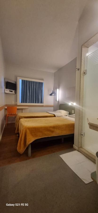 Ibis Budget Nao Me Toque Nao-Me-Toque Luaran gambar