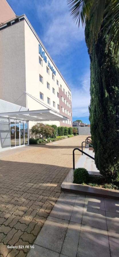 Ibis Budget Nao Me Toque Nao-Me-Toque Luaran gambar